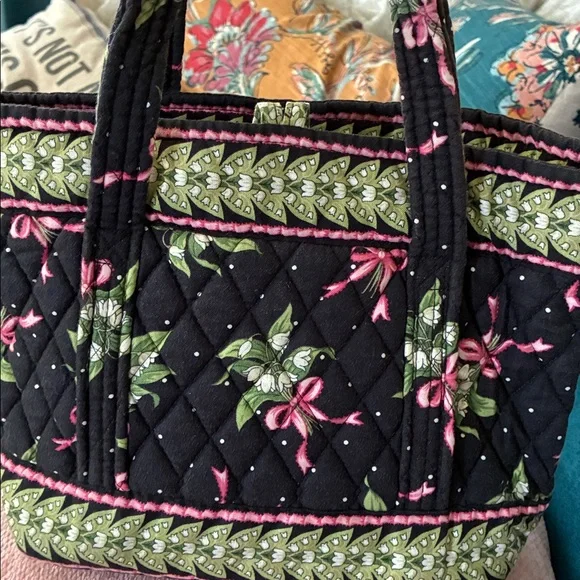 Retired Vera Bradley Floral Quilted Small Tote Bag - Picture 4 of 4
